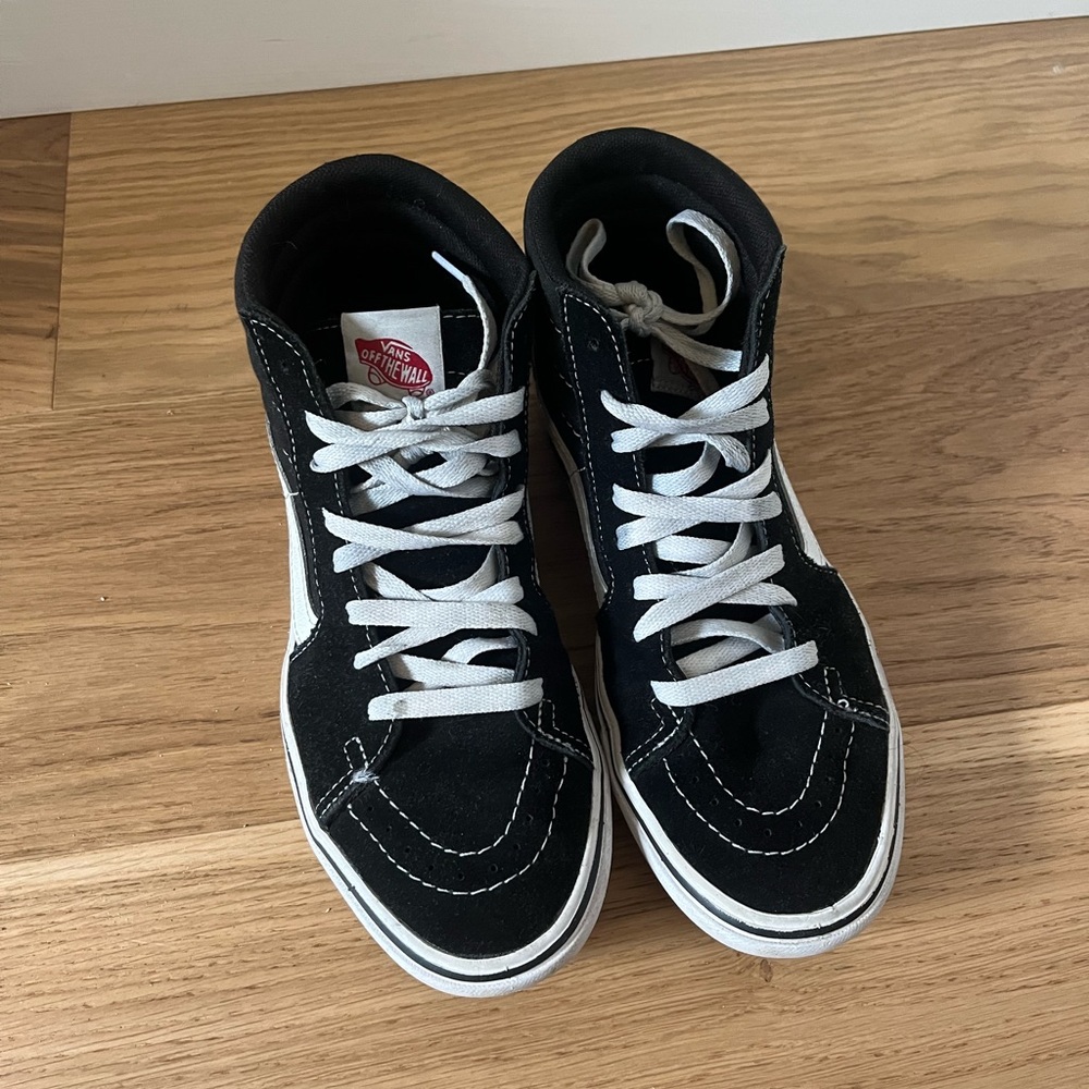 High top vans sneakers